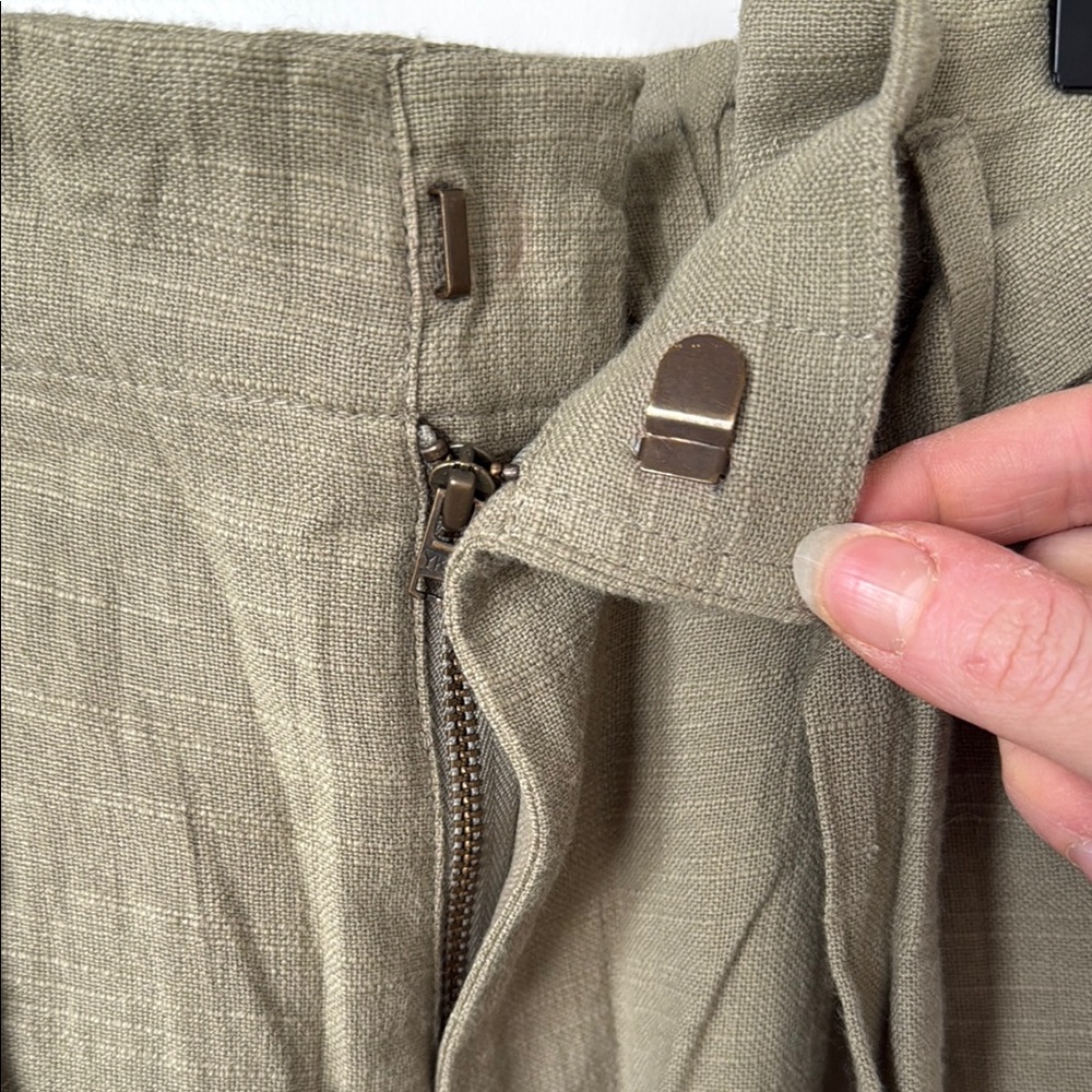 Billabong Cotton Green Cropped Paper-Bag Waist Pants - Picture 9 of 16